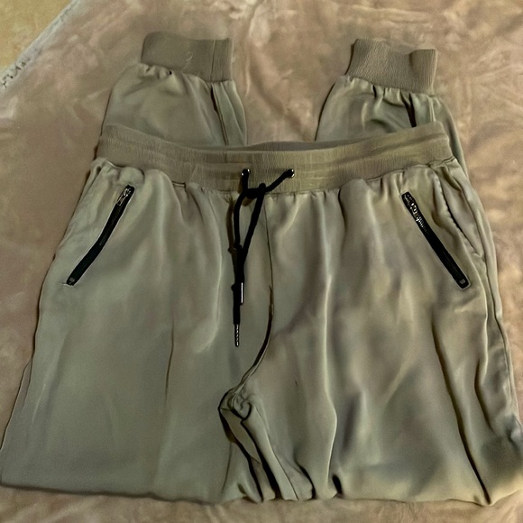 Fate by ltd Joggers. Soft and color is Light Olive . NEW never worn - Picture 2 of 6